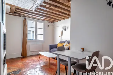 Apartment in Paris (75006)