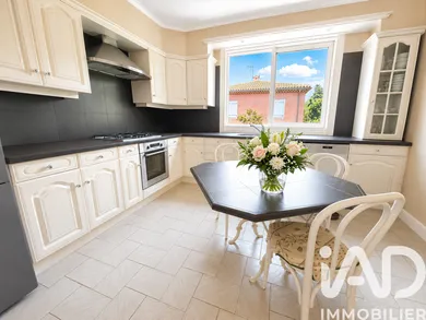 Maison traditionnelle à Roquefort-les-Pins (06330)