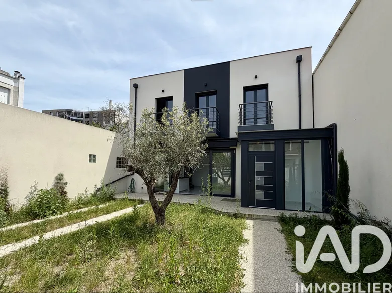 Maison 5 pièces 110 m² · à Drancy · 110 m² · 389 000 €