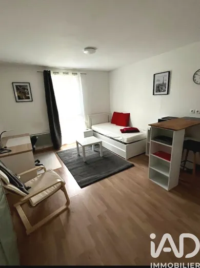 Apartment in Troyes (10000)