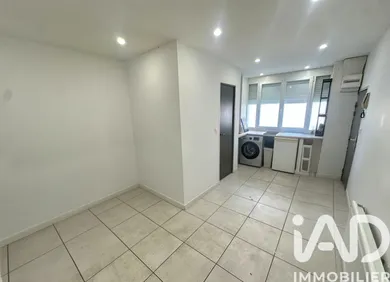 Studio à Nîmes (30000)