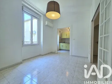 Apartment in Nîmes (30900)