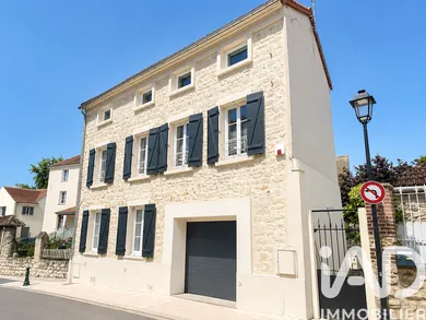 House in Maule (78580)