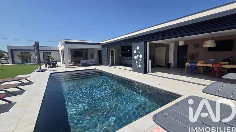 Maison 5 pièces 177 m² · à Magalas · 176,6 m² · 990 000 €