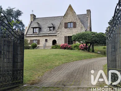 Traditional house in Dinard (35800)