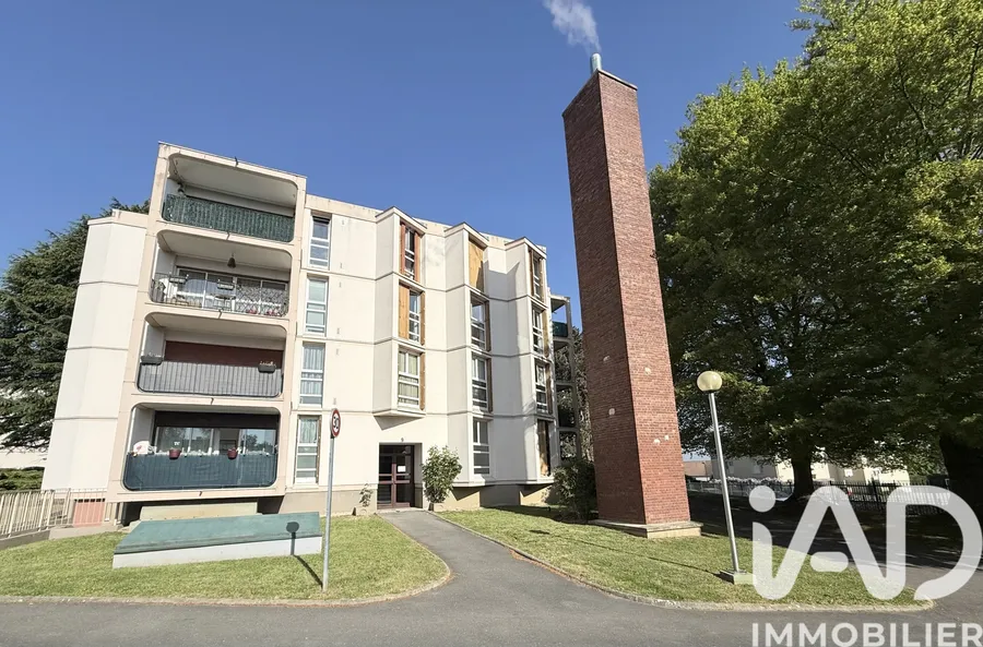 Appartement à Écouen (95440) photo 3