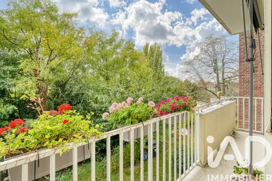 Apartment in Montmorency (95160)