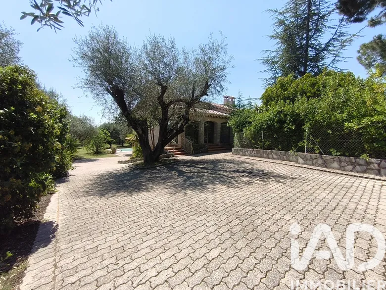 Maison 3 pièces 129 m² · à Contes · 129 m² · 579 000 €