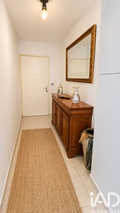 Appartement à Sainte-Geneviève-des-Bois (91700)