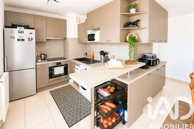 Appartement à Sainte-Geneviève-des-Bois (91700)