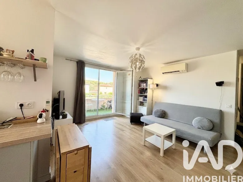 Appartement 2 pièces 54 m² · à Lançon-Provence · 54 m² · 195 000 €