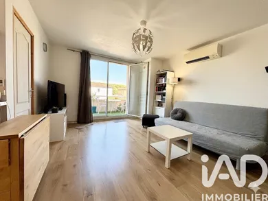 Apartment in Lançon-Provence (13680)