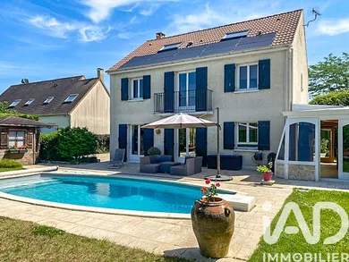 House in Orgeval (78630)