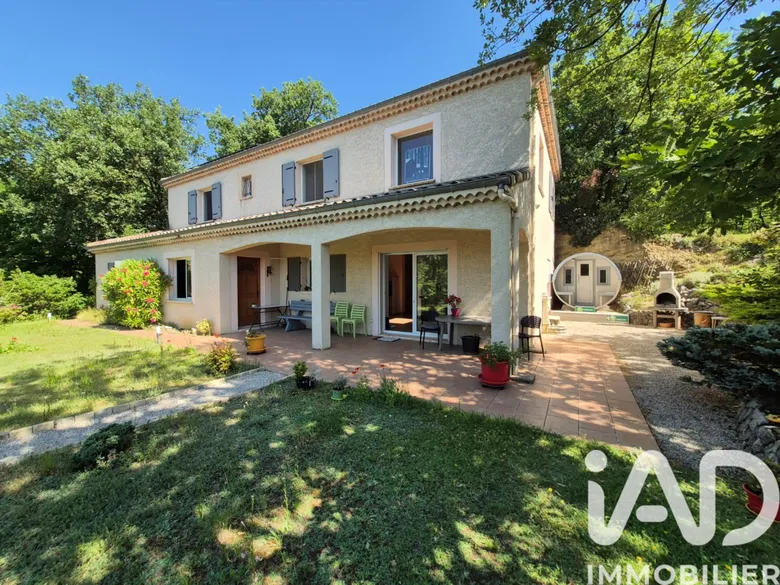 Maison 8 pièces 191 m² · à Chatuzange-le-Goubet · 191 m² · 465 000 €