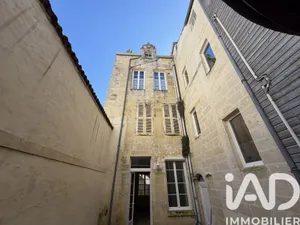 Apartment in La Rochelle (17000)