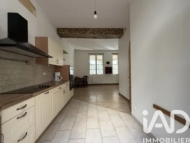 Apartment in La Rochelle (17000)