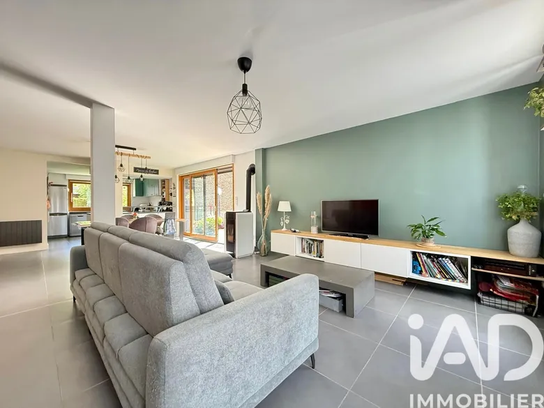 Maison 3 pièces 108 m² · à Bersée · 108 m² · 285 000 €