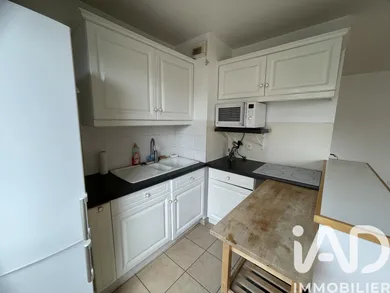 Apartment in Montrouge (92120)