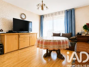 Apartment in Asnières-sur-Seine (92600)