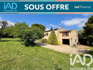 Maison à Saint-Saturnin-lès-Avignon (84450)