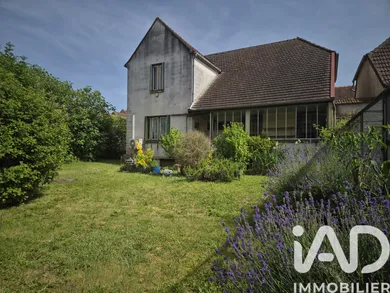 Maison de village à Neuvy-Sautour (89570)