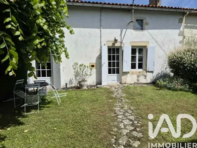 Maison de campagne à Limalonges (79190)