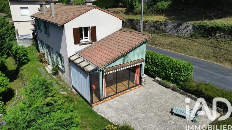 Maison 6 pièces 100 m² · à Le Cheylard · 100 m² · 139 000 €