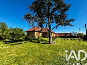 Maison traditionnelle à Bayenghem-lès-Éperlecques (62910)