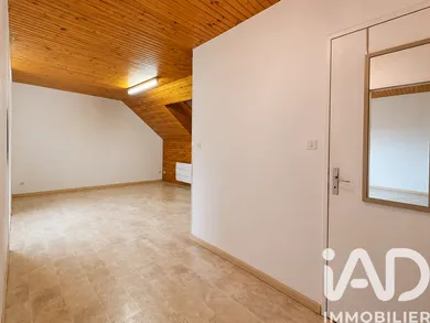 Apartment in Sedan (08200)