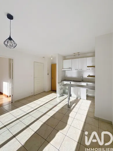 Apartment in Nantes (44100)