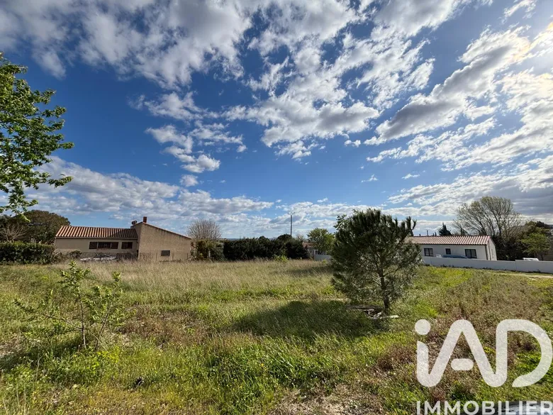Terrain à Conilhac-Corbières (11200) · 82 000 €