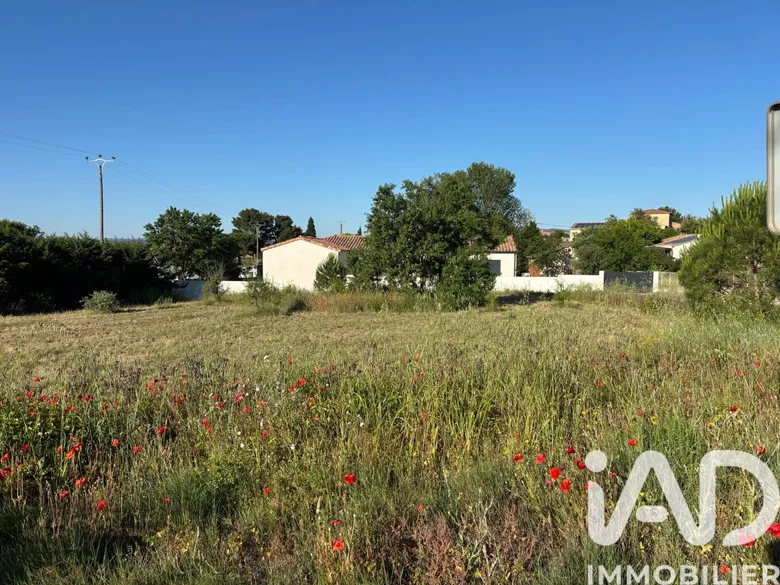 Terrain à Conilhac-Corbières (11200) · 82 000 €