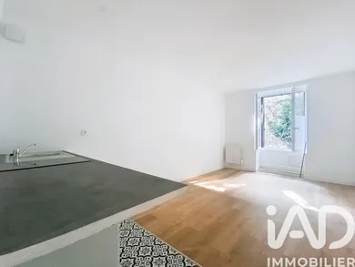 Studio à Villeneuve-le-Roi (94290)