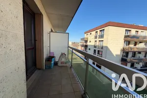 Apartment in Le Bourget (93350)
