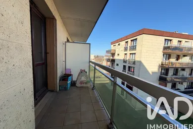 Apartment in Le Bourget (93350)