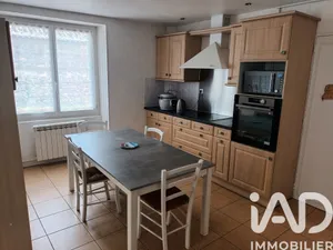 Maison de village à Voulmentin (79150)