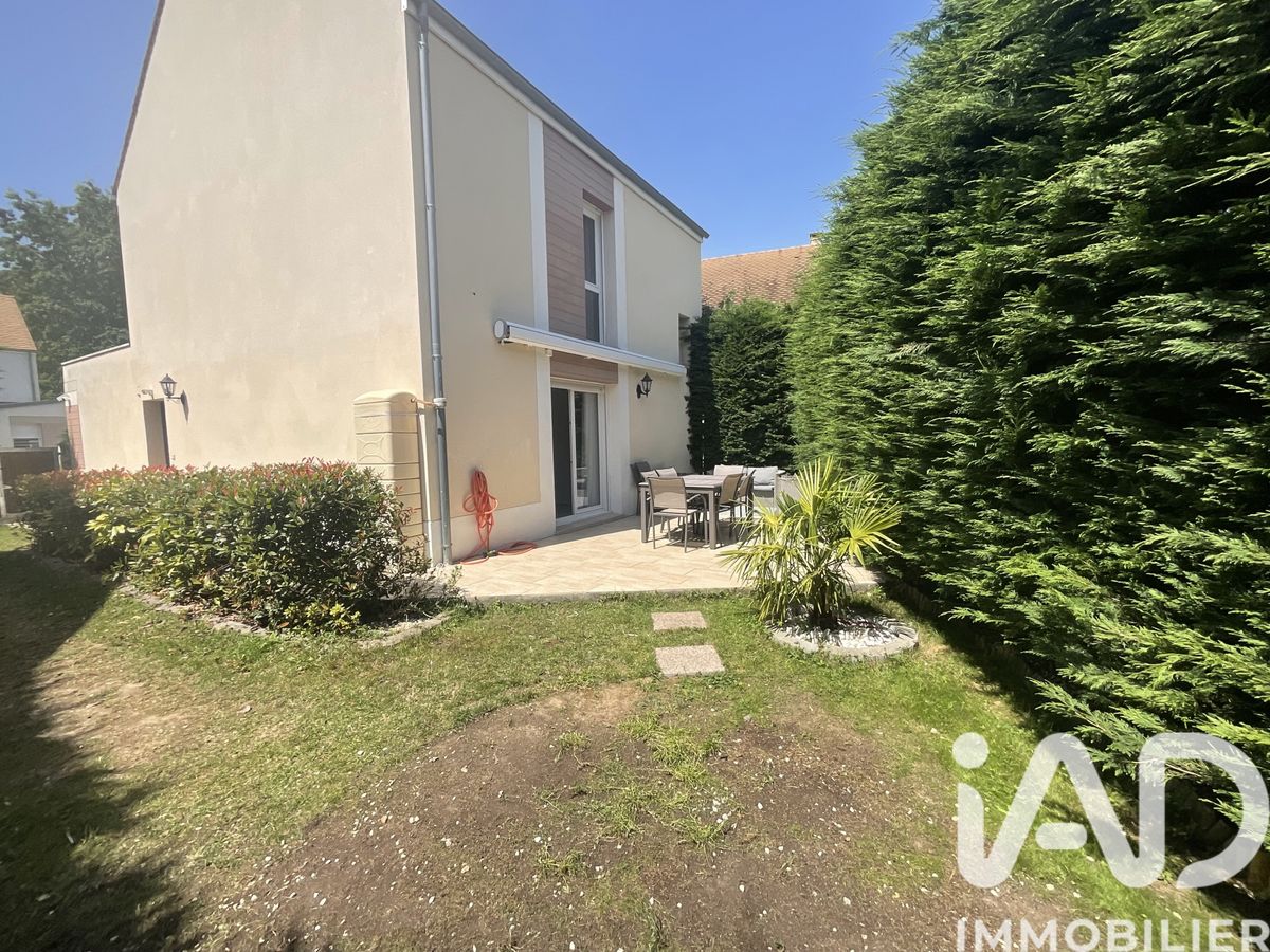 Maison 5 pièces de 90 m² à Cesson (77240)