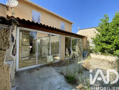 Traditional house in Pernes-les-Fontaines (84210)