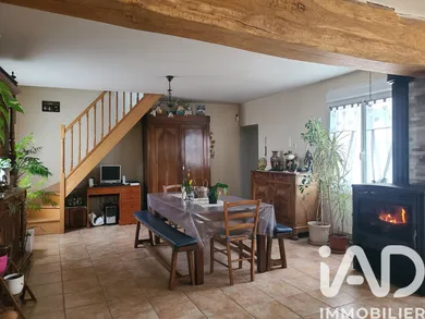 Longère à Vernoil-le-Fourrier (49390)
