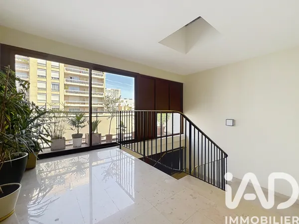 Appartement à Courbevoie (92400) photo 2