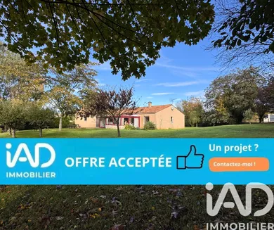 Townhouse in La Châtaigneraie (85120)