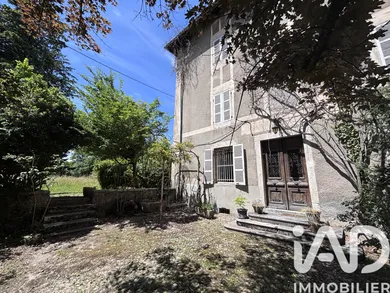 Apartment in Saint-Genix-les-Villages (73240)