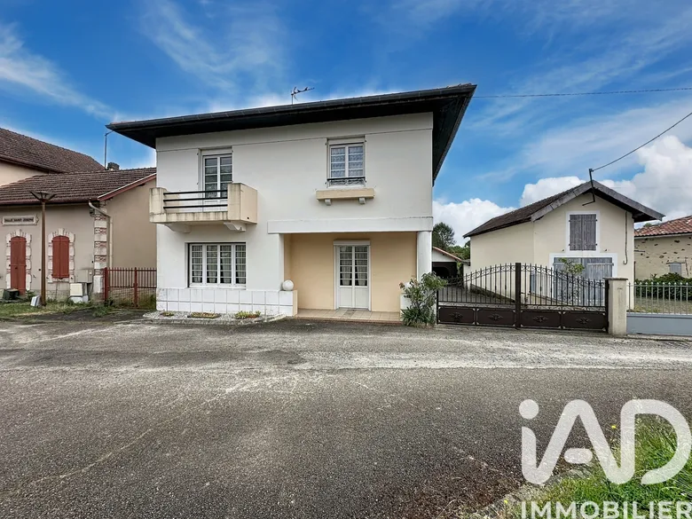 Maison 6 pièces 790 m² · à Arengosse · 790 m² · 299 900 €