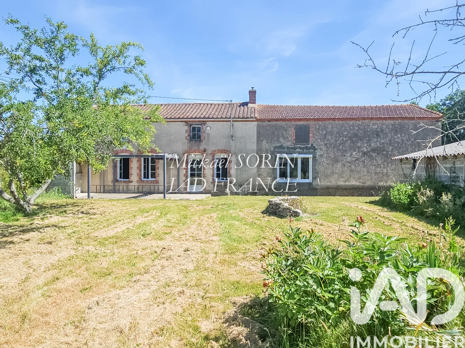 Vente maison à La Chaize-le-Vicomte (85310) : grange 6 pièces 122 m² - 1994125 — 2