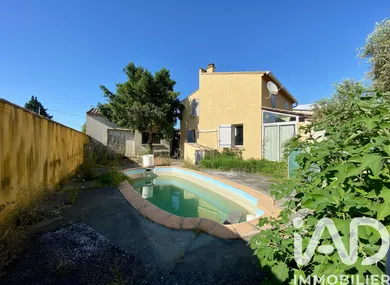 Traditional house in Pernes-les-Fontaines (84210)