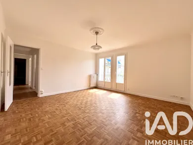 Apartment in Nantes (44300)