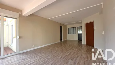 Apartment in Reims (51100)
