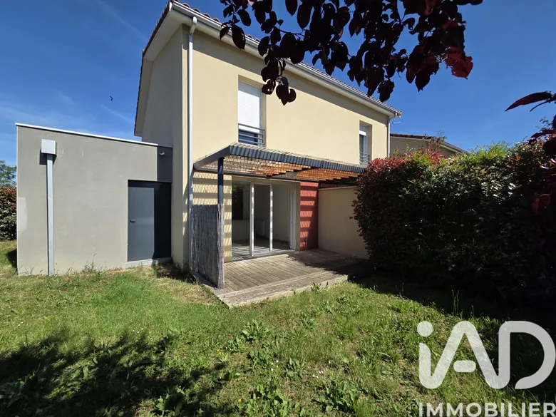 Maison 3 pièces 67 m² · à Cugnaux · 67,1 m² · 220 000 €