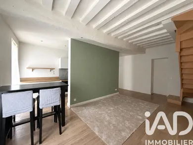 Apartment in Lésigny (77150)