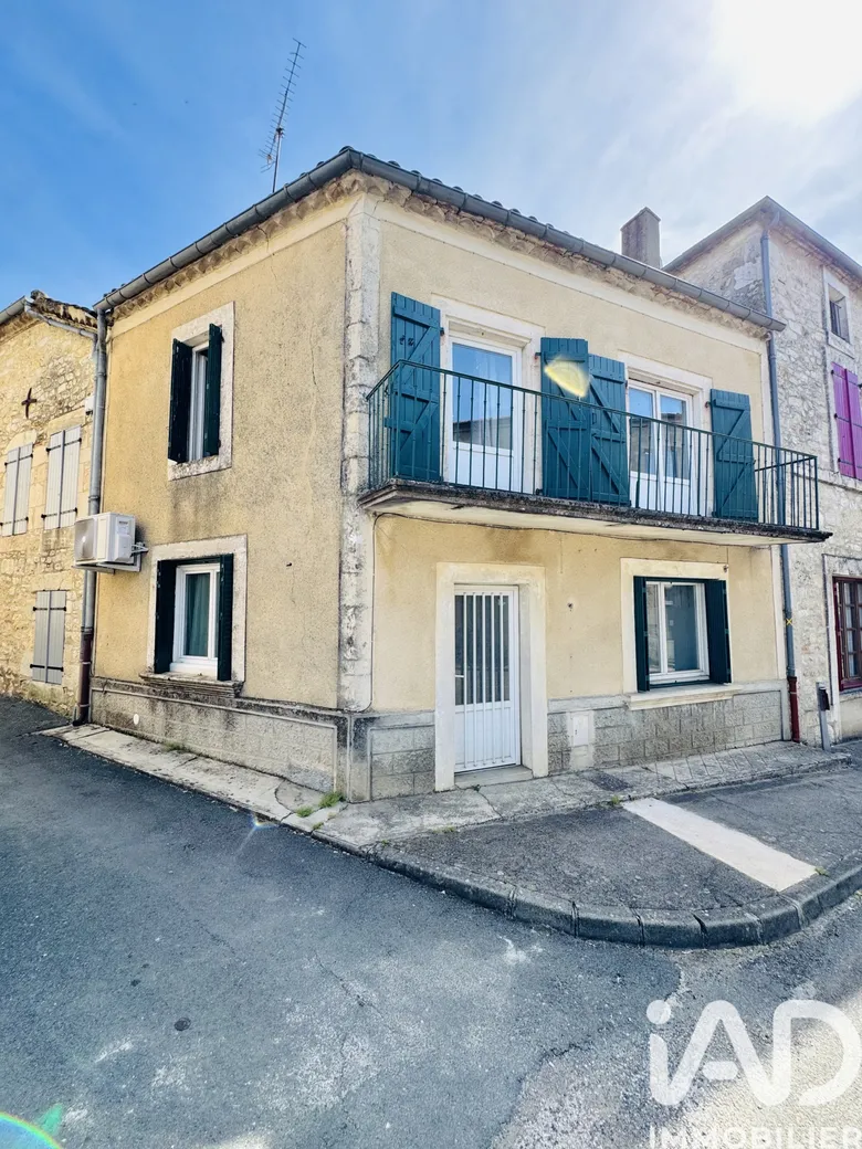 Maison 3 pièces 74 m² · à Sauzet · 74 m² · 88 000 €